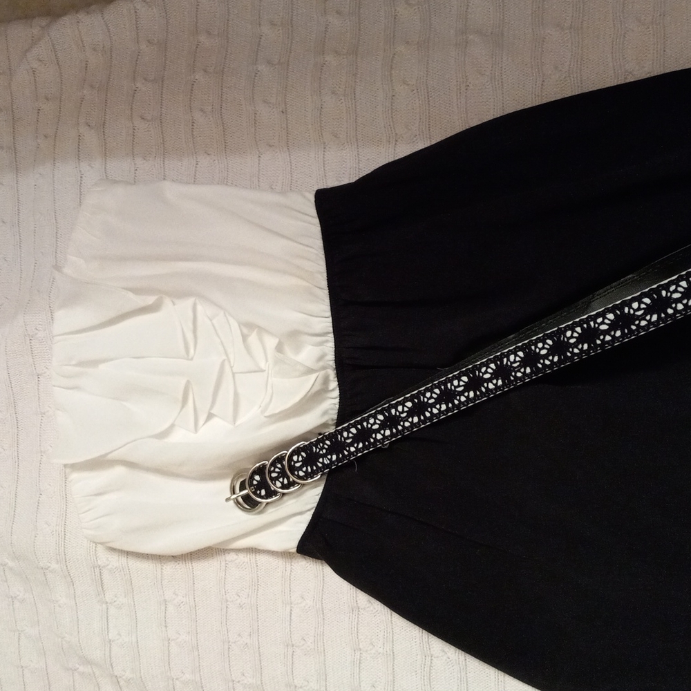 (NWT)EXPRESS STRAPLESS DRESS (0) - Picture 7 of 8